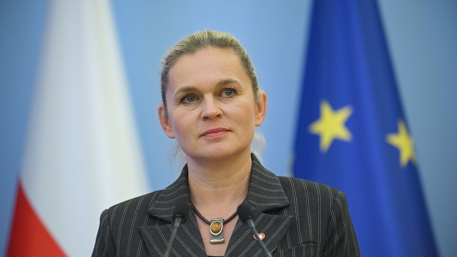 MEN łamie konstytucję? Riposta Nowackiej ws. stanowiska KEP