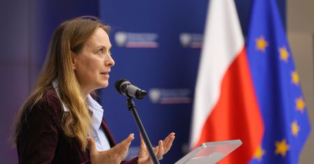 Rzeka pieniędzy z Unii. W tym roku do Polski spłynie w sumie 67 mld zł