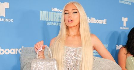 Caroline Derpienski posądzona o noszenie PODRÓBEK! "Skąd jest ta torba?". Mamy komentarz modelki z Miami (WIDEO)