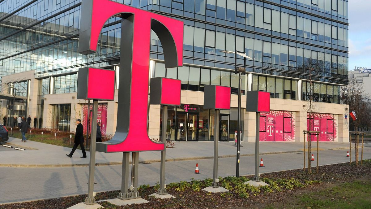 500 zł rekompensaty dla klientów T-Mobile.