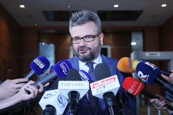 Prokuratura o "saloniku VIP" w Szpitalu Południowym. Zeznania tego nie potwierdzają