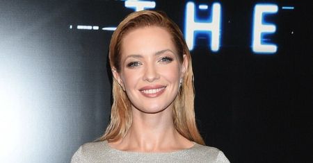 Paulina Gałązka na premierze filmu. Odsłoniła spektakularnie wyrzeźbiony brzuch