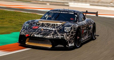 Porsche Mission R w końcu jeździ. Ma 1088 KM i ładuje się w 15 minut