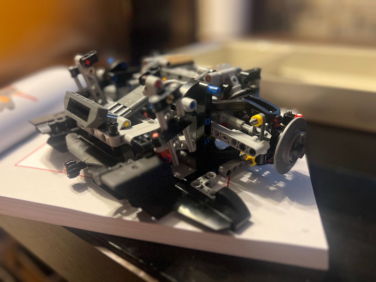 Składanie McLarena P1 z klocków LEGO krok po kroku