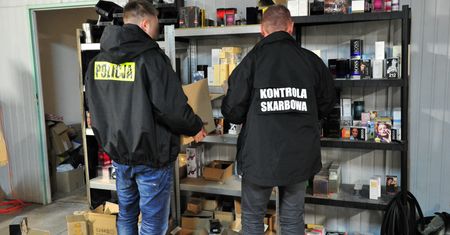 Urzędniczki udawały, że idą poćwiczyć. Specjalna akcja skarbówki