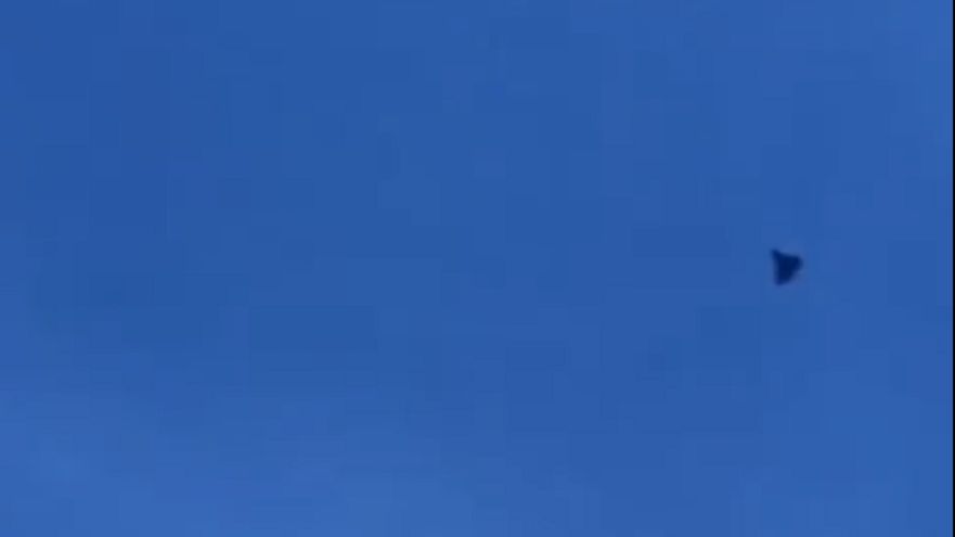 Dron typu Shahed/Geran-2 nad Wilnem.