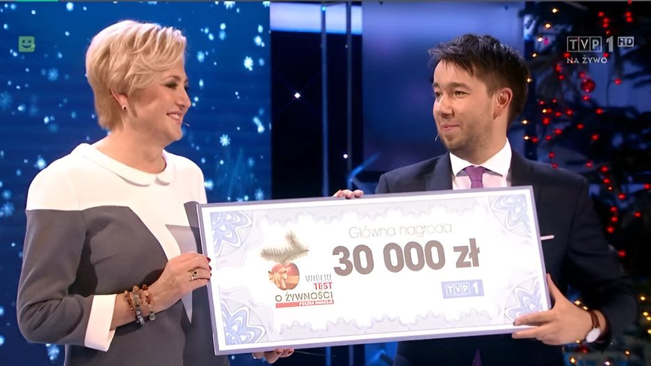 Barbara Włodarczyk i Marcin Antosiewicz jako zwycięzcy "Wielkiego Testu o Żywności. Polska smakuje" w 2015 r.