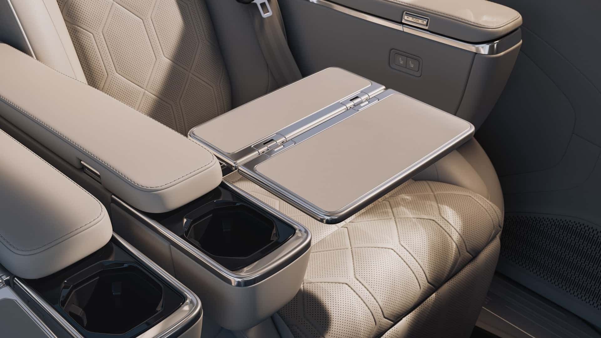 Volvo EM90