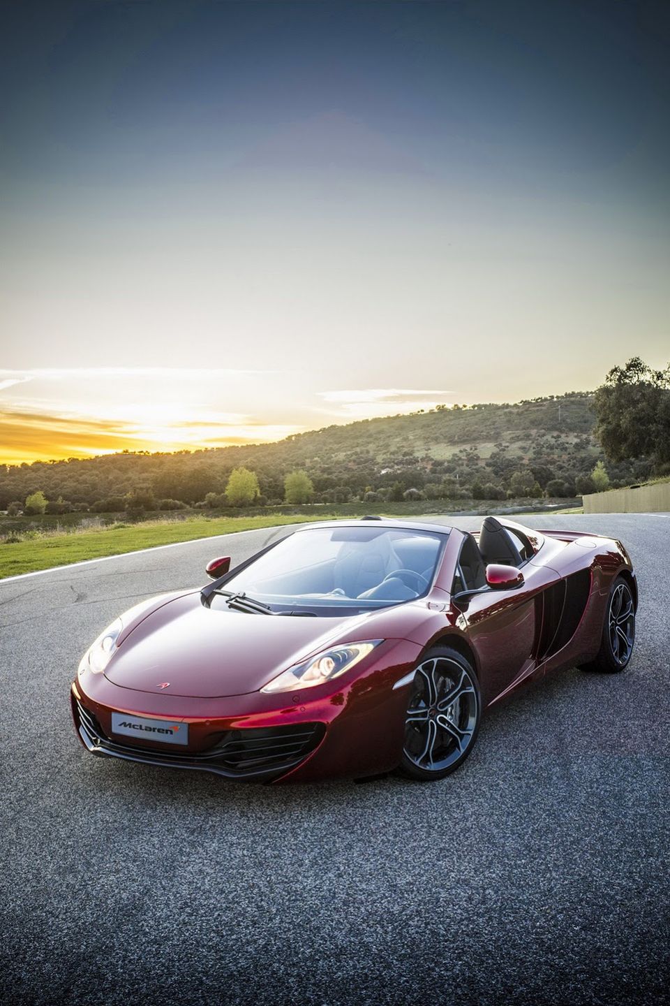McLaren MP4-12C Spider - obszerna galeria prosto od producenta 55