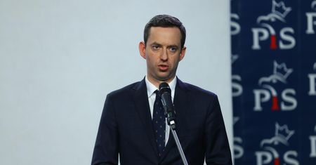 Dzielenie łupów. Nowy koalicjant PiS-u wejdzie do kierownictwa pięciu ministerstw