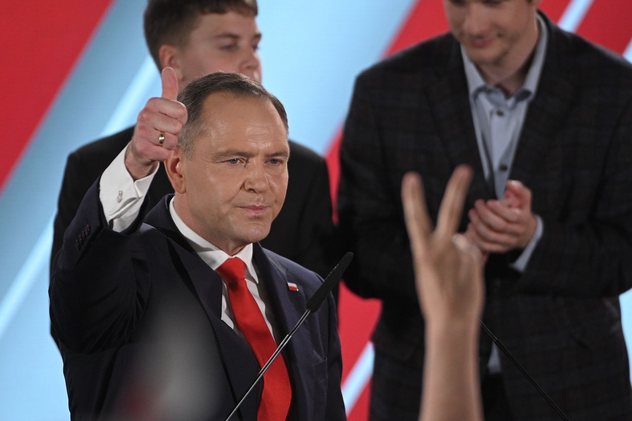 Nawrocki "przeskoczył" Trzaskowskiego. W Pałacu liczą na powtórkę sprzed pięciu lat