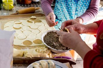 Zatrucia pokarmowe w święta. GIS przypomina ważne zasady