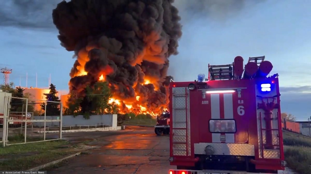 Pożar w magazynie ropy w Sewastopolu, zdjęcie z 29 kwietnia 2023 roku.