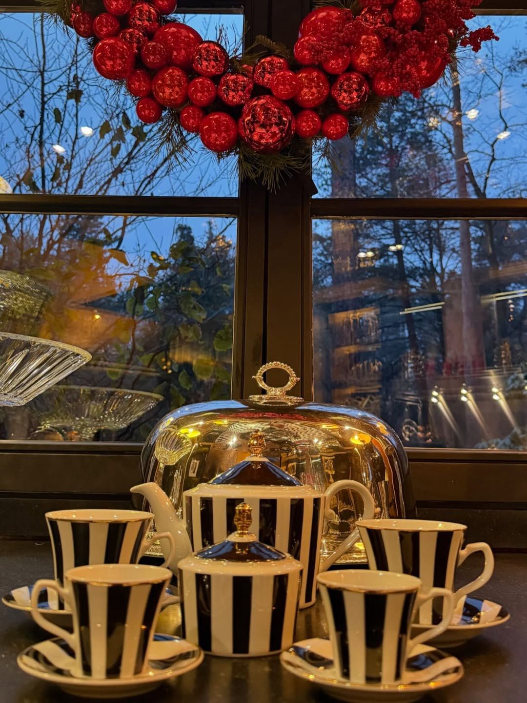 Joanna Przetakiewcz już udekorowała willę na święta