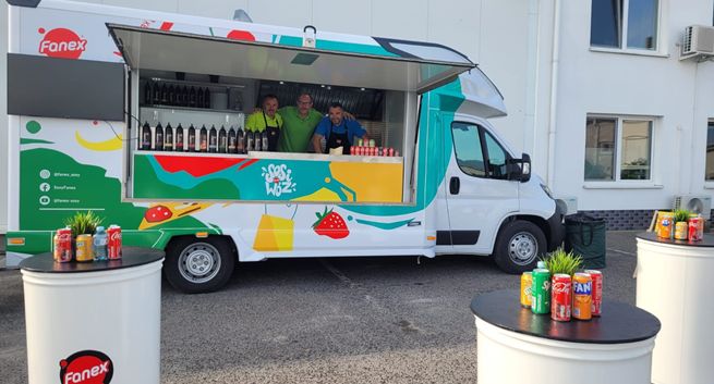 Fanex prezentuje SOSiWÓZ - mobilny foodtruck i showroom