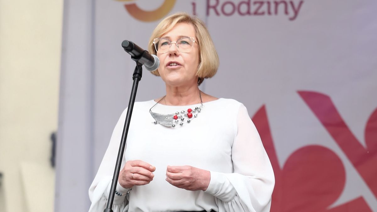 Barbara NowakTomasz Gzell18. Narodowy Marsz dla �ycia i Rodziny, has�o, marsz, Marsz dla �ycia i Rodziny, plac Zamkowy, poch�d, promocja rodziny, rodzina, rodziny, w warszawie, wiara, �ycie