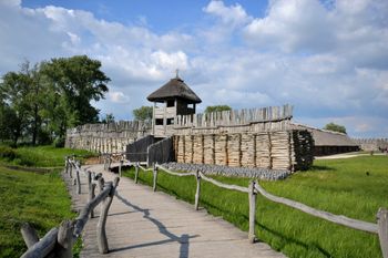 Co wiesz o wczesnym osadnictwie? Sprawdź się w krzyżówce historycznej