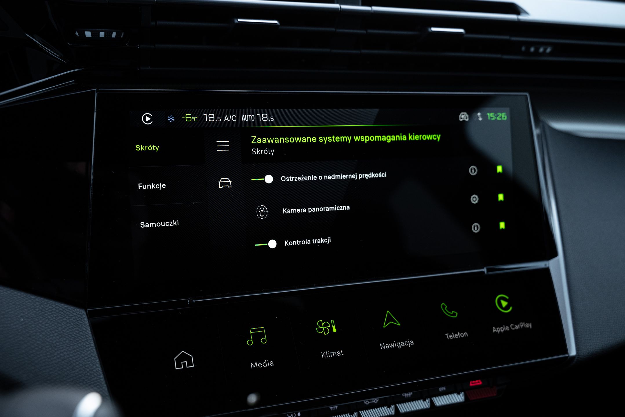 Peugeot 408 Hybrid 145