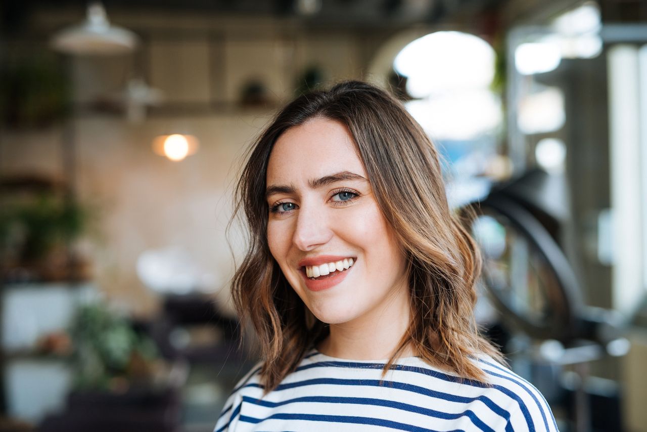 Tweed hair na dobre zagościł w najnowszych trendach.