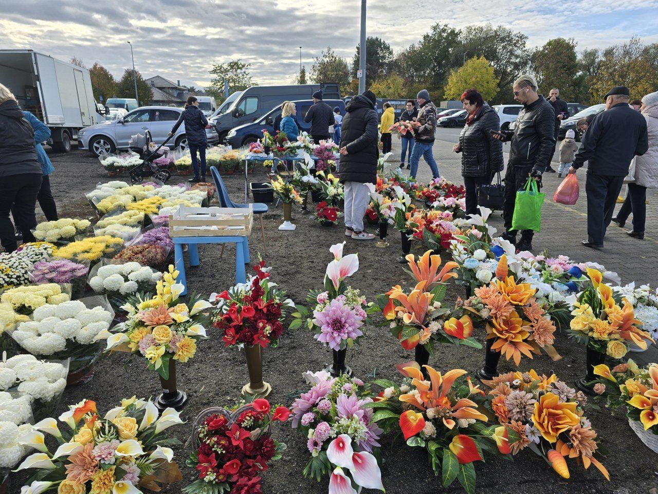 Przed uroczystością Wszystkich Świętych