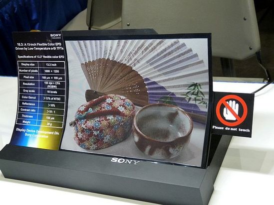 Kolorowy i giętki e-papier także firmy Sony