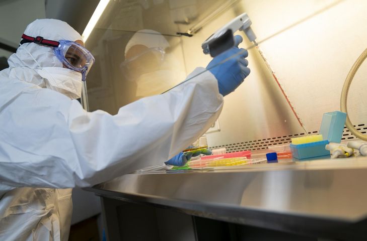 Naukowcy potwierdzili obecność 12 wariantów wirusa SARS-Cov-2 u podlaskich pacjentów