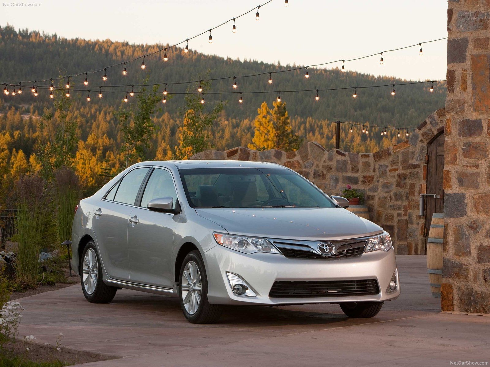 Toyota Camry 13