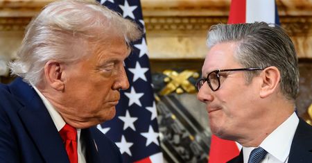 Trump apeluje do Starmera. "Nie oddawajcie wyspy"