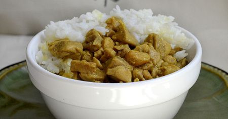 Prosty przepis na kurczaka curry. Obiad gotowy w 30 minut