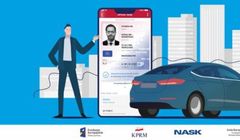 W Polsce są prawie 22 mln kierowców. Ponad 870 tysięcy korzysta z prawa jazdy w smartfonie