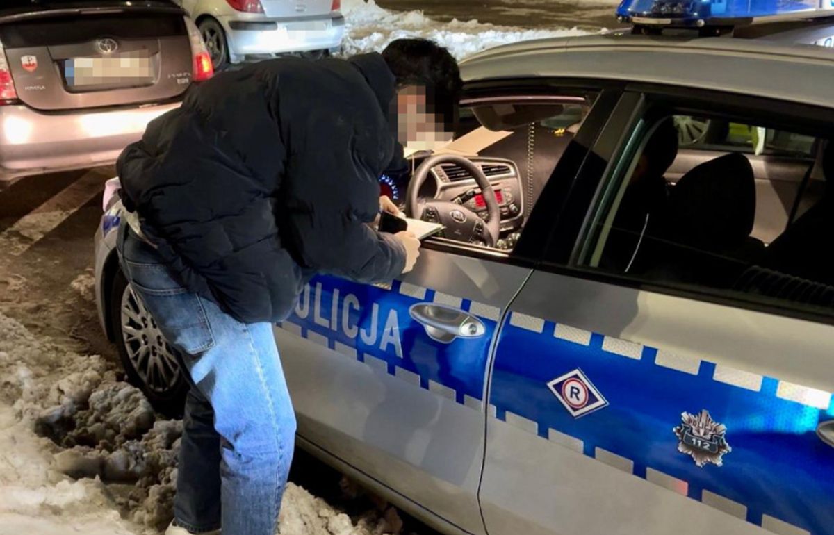 Policja ujawnia. Tak prowadzą taksówki w Warszawie