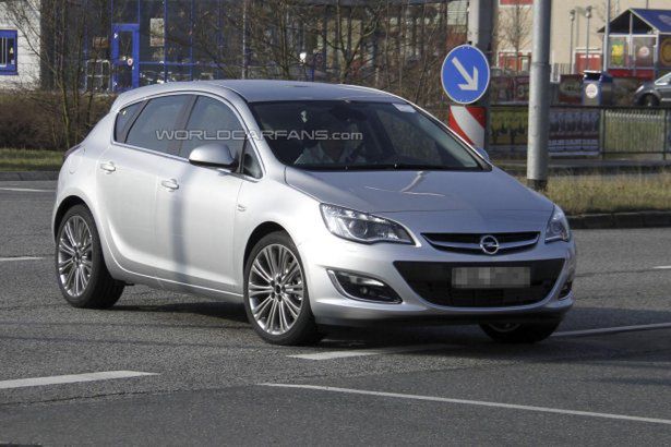 Opel Astra - facelifting w drodze