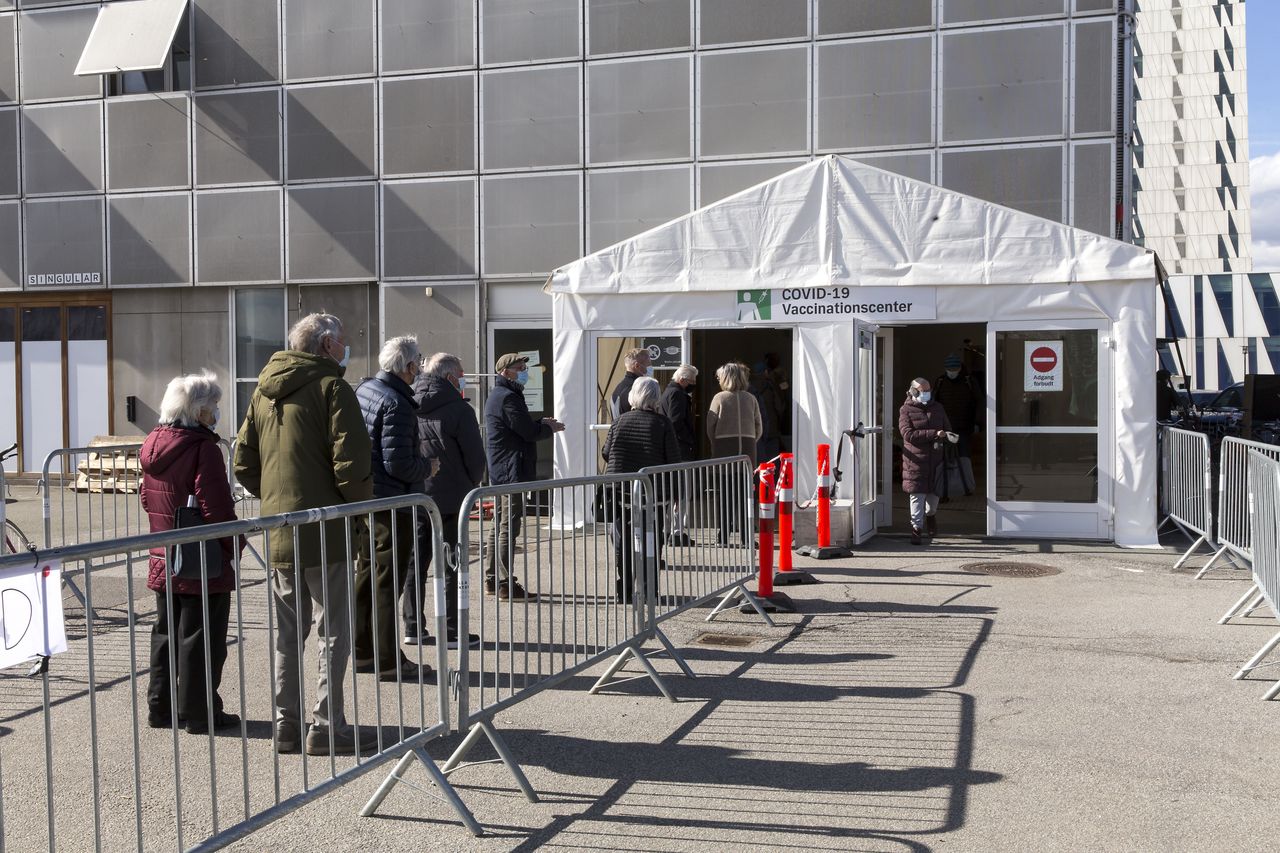 Dania. Media: rząd rezygnuje z kolejnej szczepionki