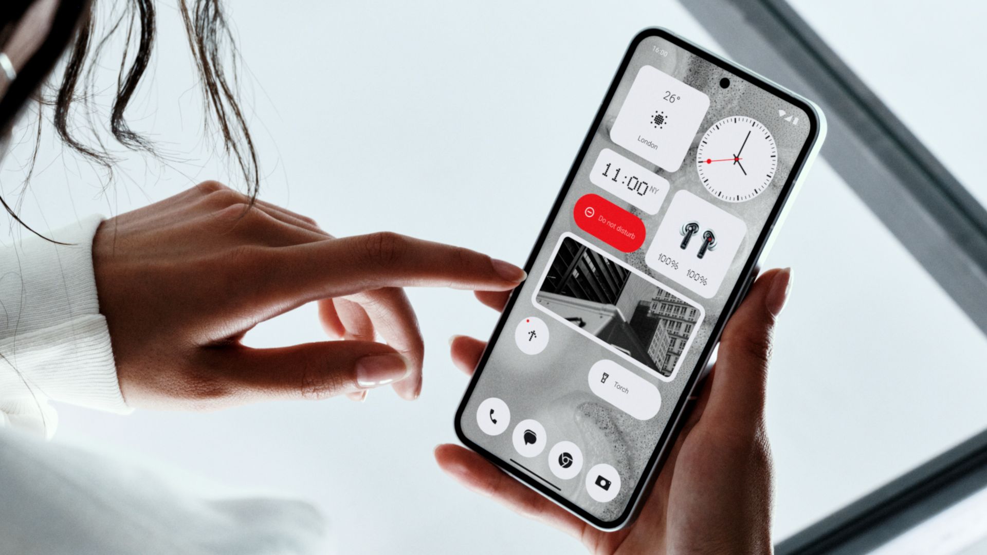 Nothing Phone (2)