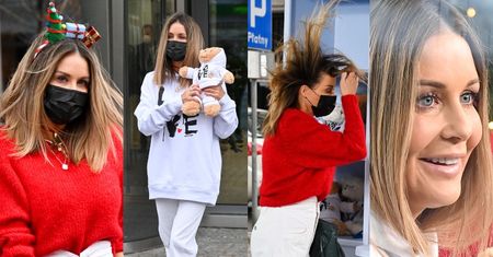 Odświętna Małgorzata Rozenek z CHOINKĄ NA GŁOWIE promuje charytatywne misie przed studiem "DDTVN" (ZDJĘCIA)