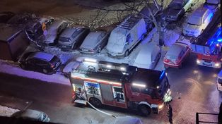 Kielce: Zadymienie w wieżowcu przy ulicy Sandomierskiej. Akcja służb ratunkowych