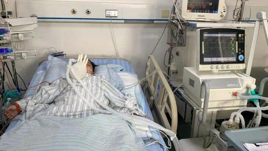 5-latek połknął koraliki i musiał przejść operację. Wraca do zdrowia na OIOM-ie