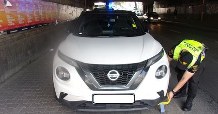 Nielegalny parking stał się legalny. Zamiast blokady koła – opłata parkingowa