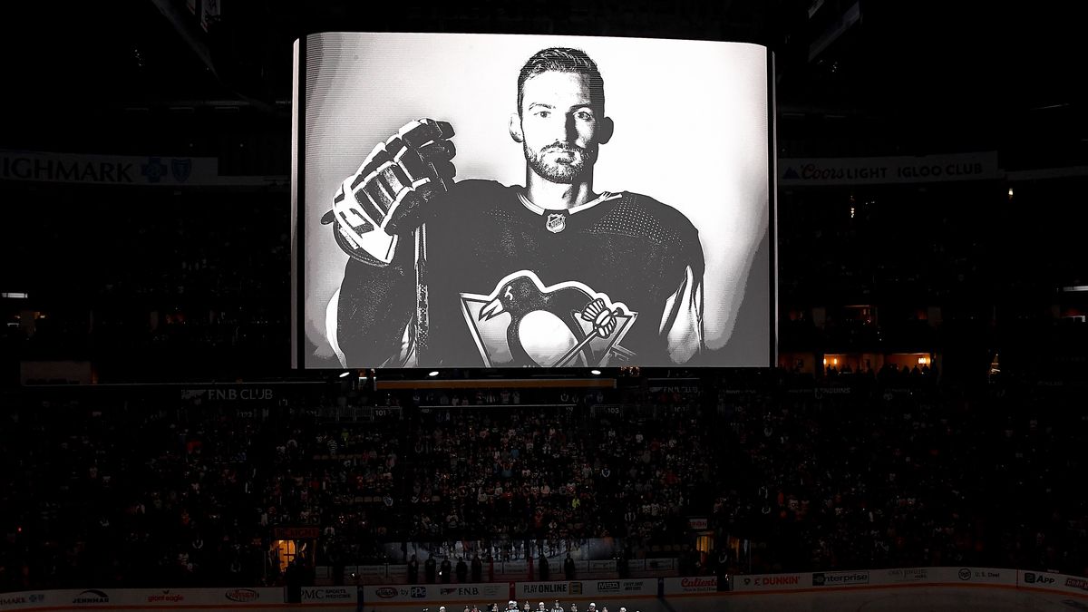 Przed meczami NHL upamiętniono pamięć Adama Johnsona