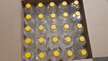 Poznań: Nielegalne papierosy i skażony alkohol. Proceder przerwany