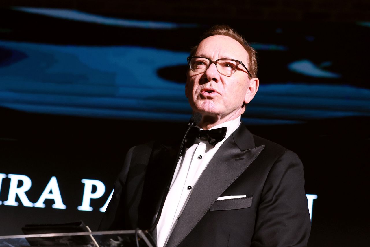 Kevin Spacey żali się, że jest bezdomny. Mieszka w hotelach