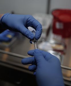 Nowe mutacje COVID-19. Co ze szczepionką? Ważny komunikat WHO