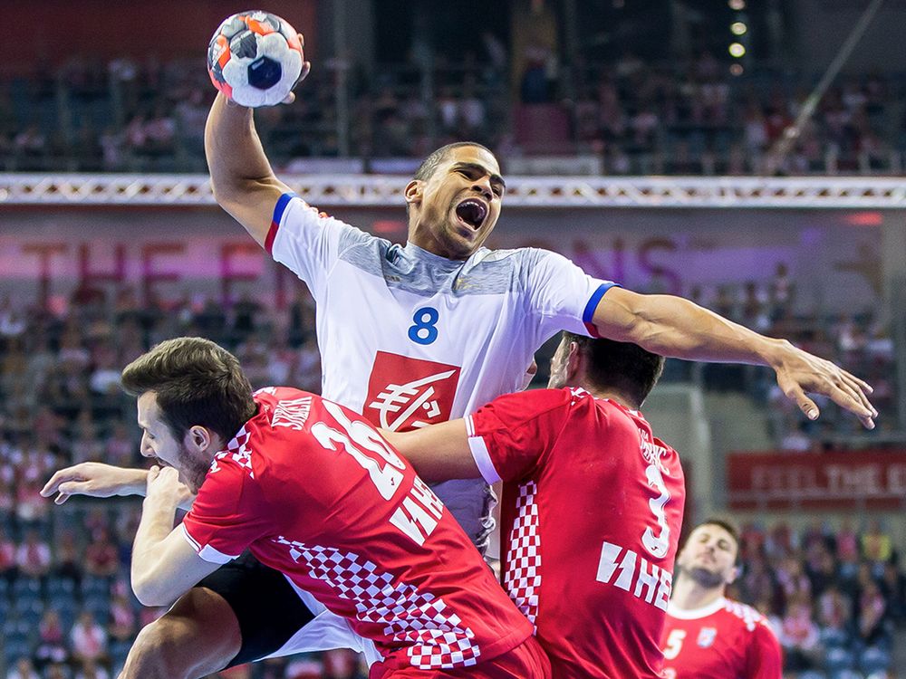 „Dynamika i częsta nieprzewidywalność tego, co zaraz może się wydarzyć”, czyli co kręci Łukasza Skwiota 19