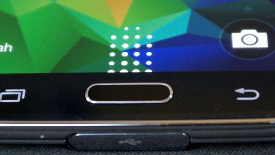 Samsung Galaxy S5 - jak sprawuje się jego czytnik linii papilarnych? 1