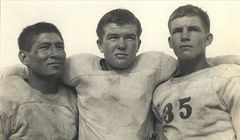 Robert Duvall, Martin Sheen i Luke Wilson w filmie "12 Mighty Orphans"