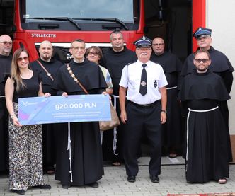 CPK wyda prawie milion złotych na wóz strażacki dla zakonników. "Będą linią pierwszego wsparcia"