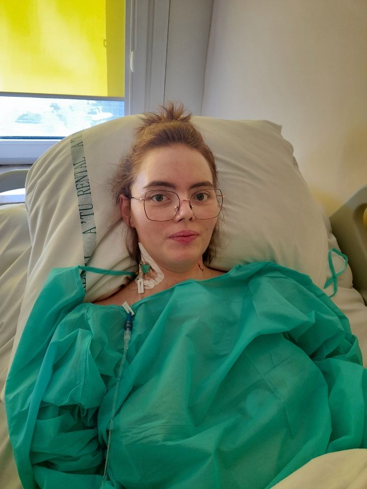 Julia wracająca do zdrowia 