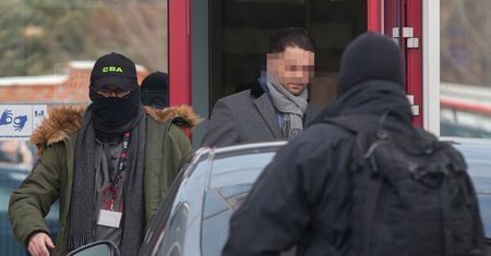 Mariusz Antoni K. wyleciał z PiS razem z Hofmanem. Na dawnych kontaktach mógł zarobić 1,5 mln zł