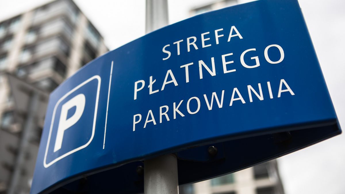Warszawa jest jednym z ostatnich większych miast, w którym opłata za brak biletu w Strefie Płatnego Parkowania wynosi 50 zł