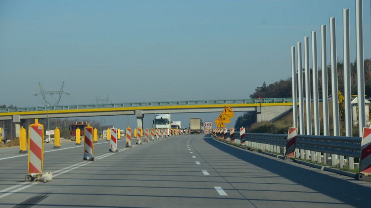 Nowo wybudowana jezdnia  na A1.